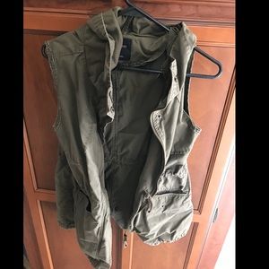 Oversized Army Style Vest