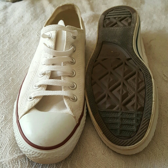Converse Shoes - White converse chucks
