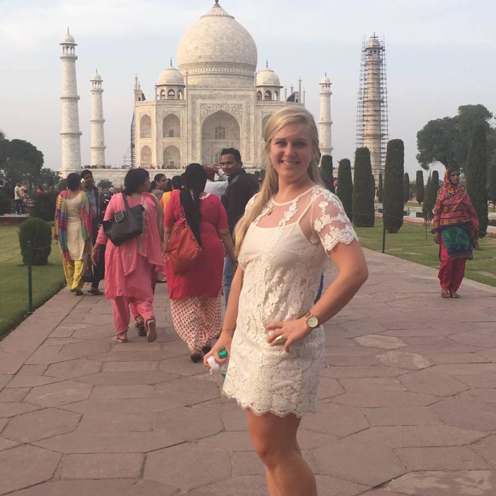 Meet your Posher, Allison