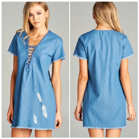 The Denim Bar Dresses & Skirts - 🆕Blue Distressed Denim Deep V-neck Lace Up Dress With Raw Hemline