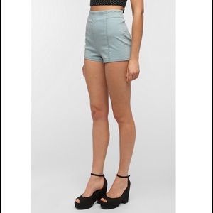 NWOT kimchi blue pin up shorts