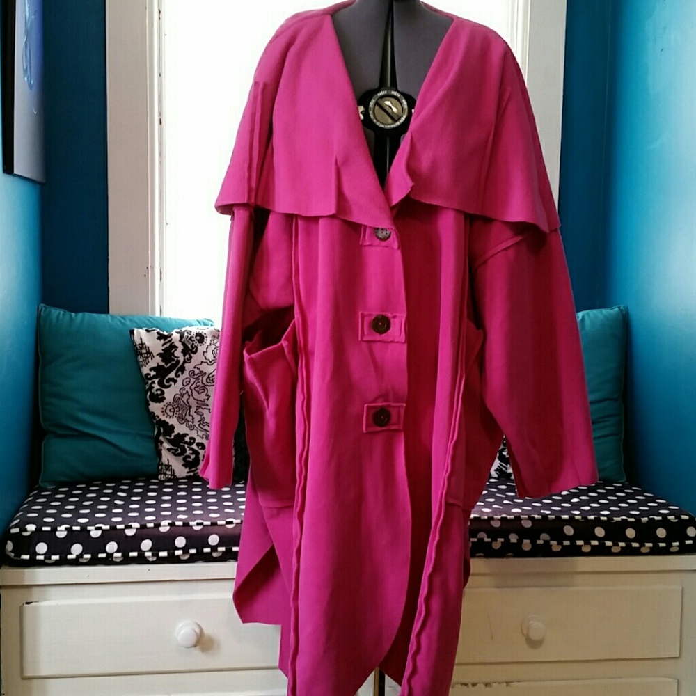 Lotus traders Raspberry fleece coat winters coming