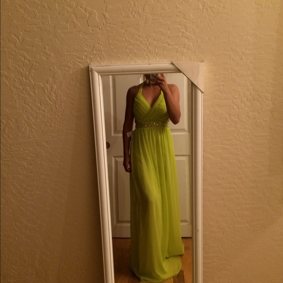 Prom dress - Picture 1 of 3
