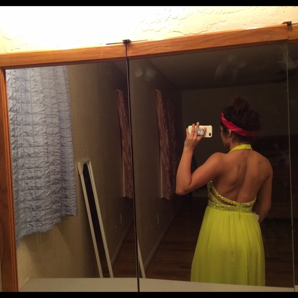 Prom dress - Picture 3 of 3