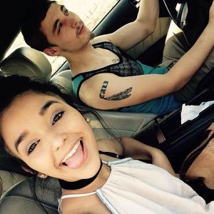 Meet your Posher, Kayla