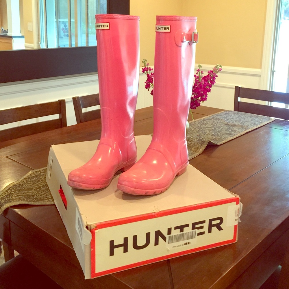Glossy pink hunter rainboots