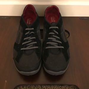 Clarks slip on comfort sneakers