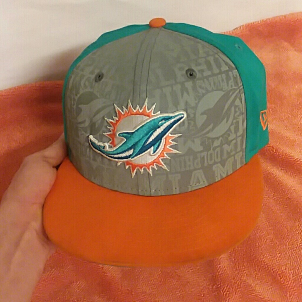 Dolphins snap back