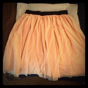 Dusty pink toile knee length skirt