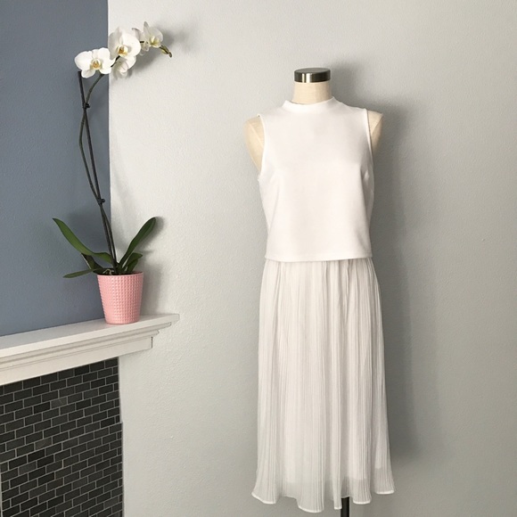 White Mini-Pleated Flowy Midi Skirt - Picture 2 of 7