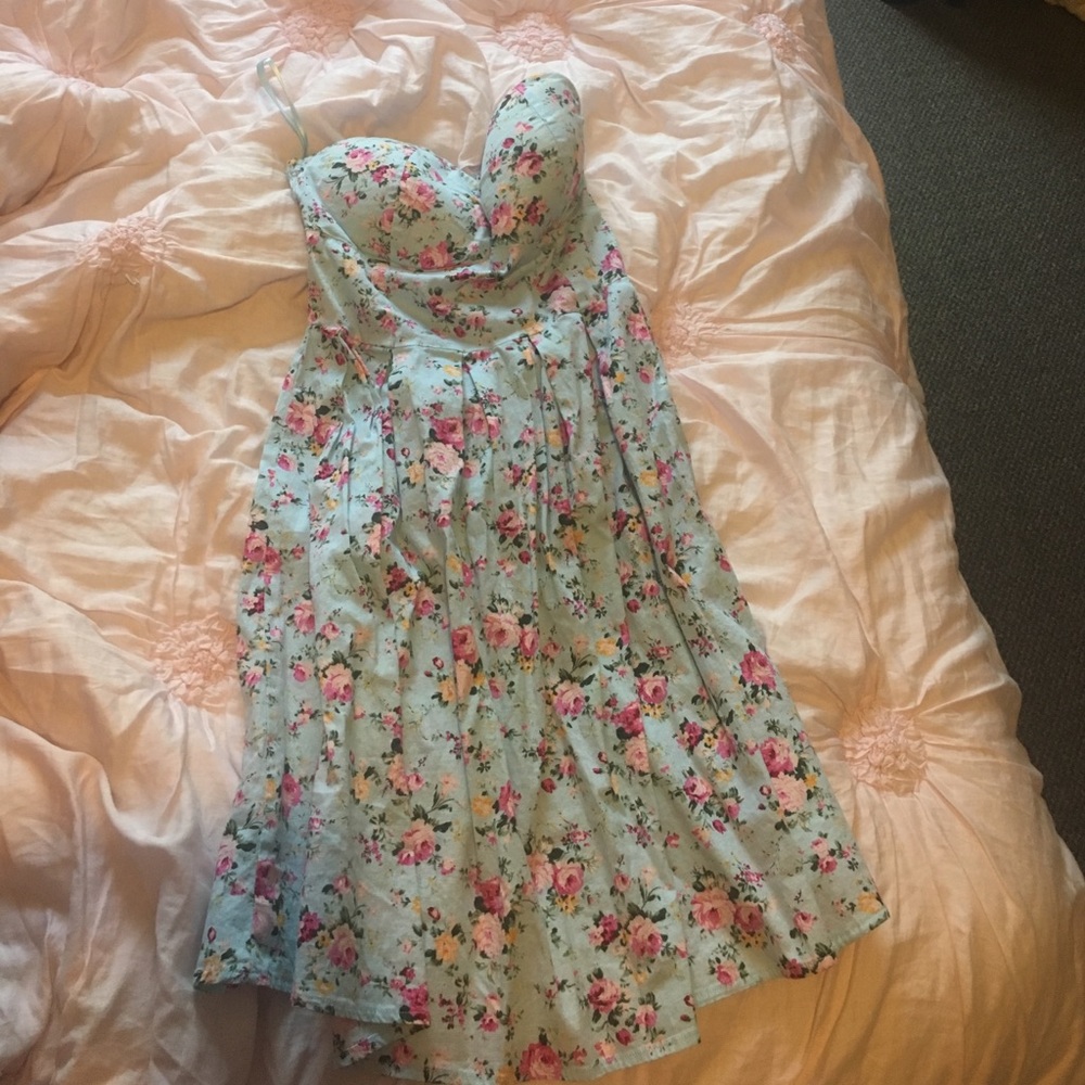 Flowy sun dress