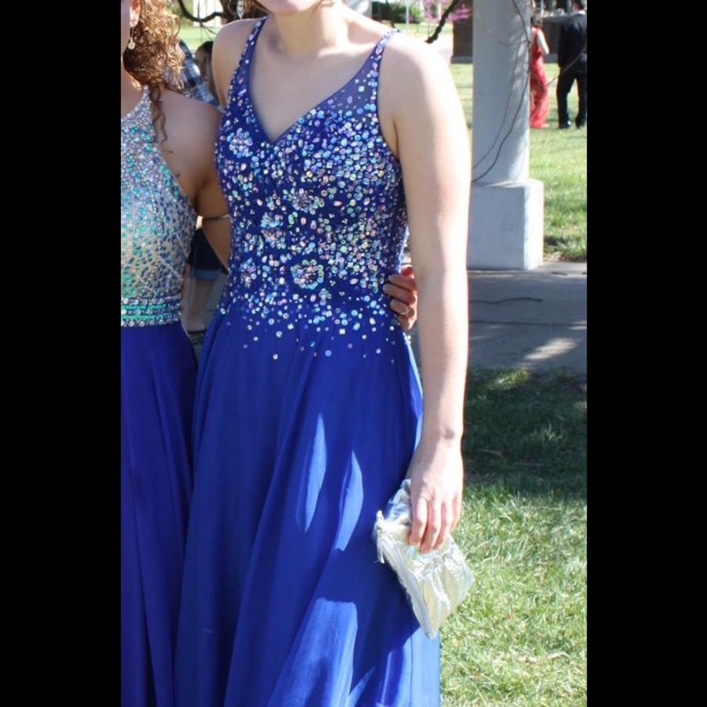 Dark blue prom dress