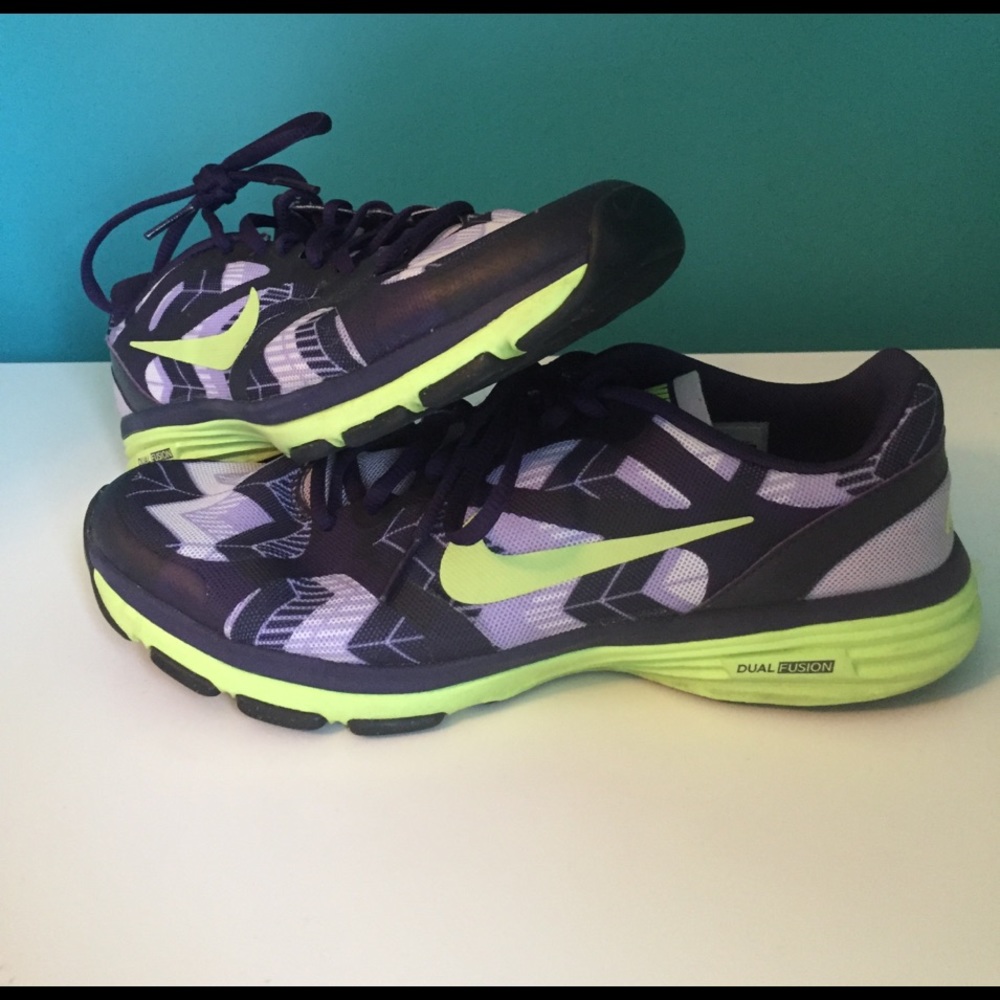 Nike Dual FUSION training sneakers