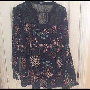 Beautiful floral tunic shirt. Never worn!