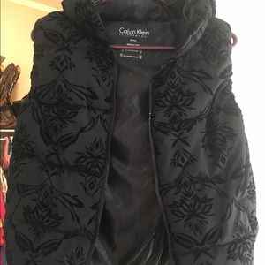 Calvin Kline vest