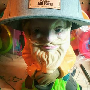 Meet your Posher, Stuart