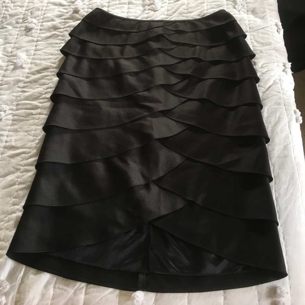 Black scallop Adrianna Papell evening skirt