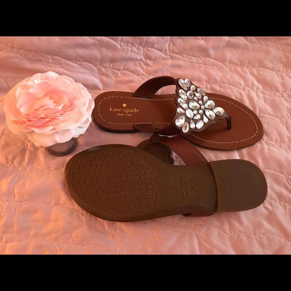 FINAL SALE 🇱🇷Cora Crystal Embellished Leather - Picture 2 of 4