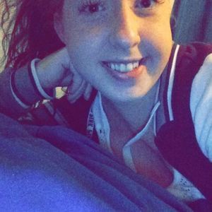 Meet your Posher, Adrianne