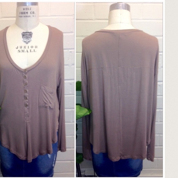 🆕Brown Scoop Neck Henley Long Sleeve Rounded Hem Oversized Slouchy Fit Pocket T - Picture 3 of 9