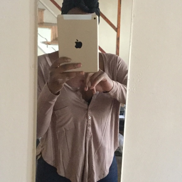 🆕Brown Scoop Neck Henley Long Sleeve Rounded Hem Oversized Slouchy Fit Pocket T - Picture 9 of 9