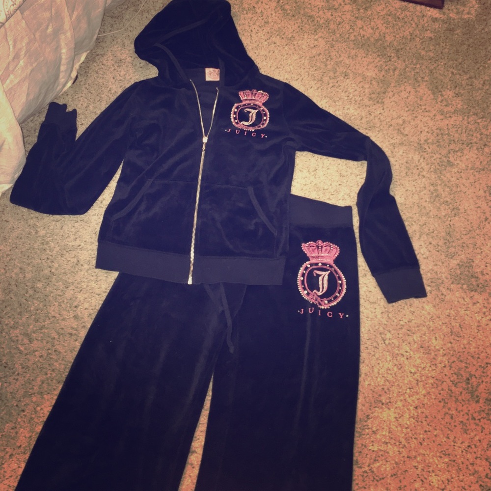 Juicy Couture velour outfit