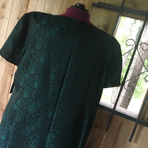 Tahari emerald green holiday Christmas dress - Picture 8 of 8