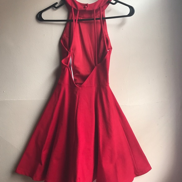WINDSOR Dresses & Skirts - Strapped back red dress
