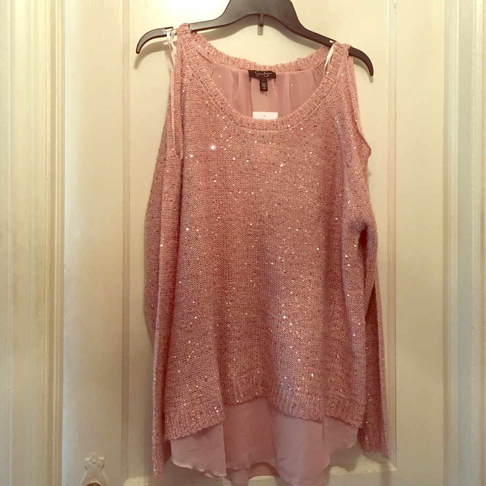 Beautiful dusty rose pink Jessica Simpson sweater.