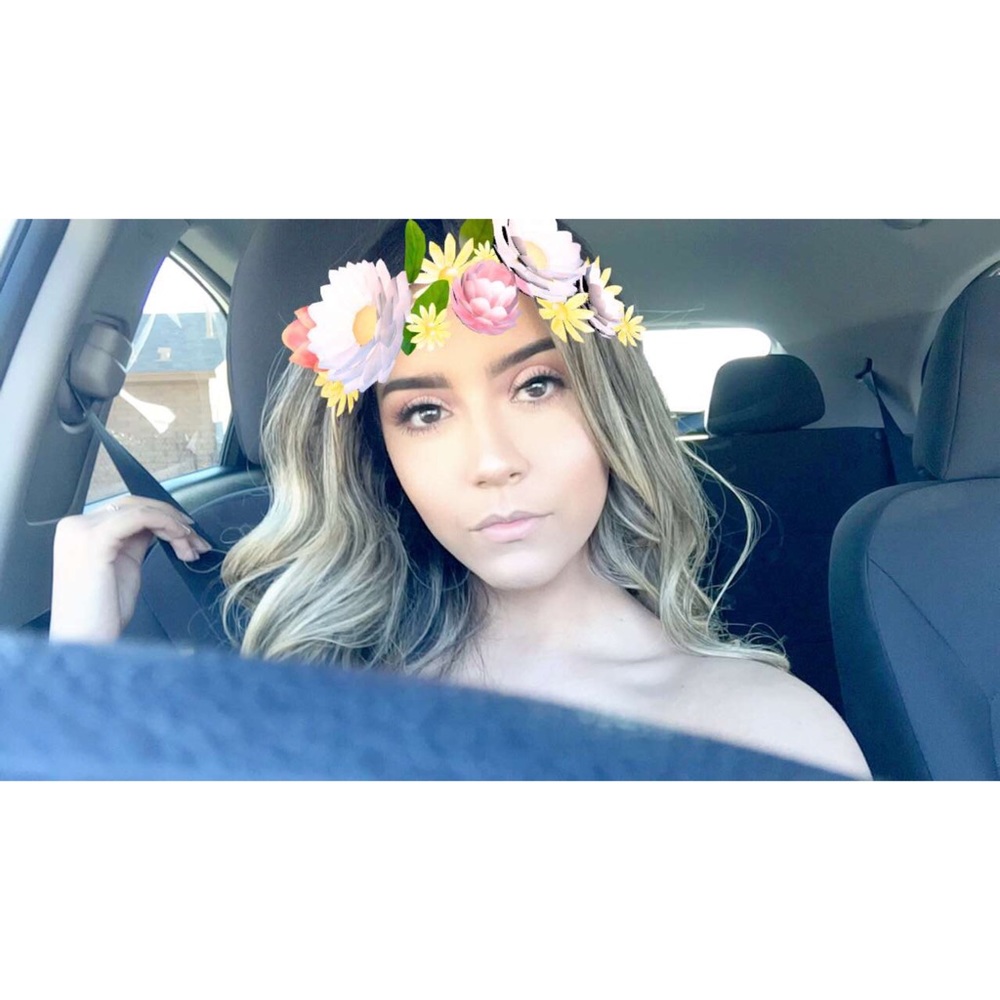 Meet your Posher, Isabel