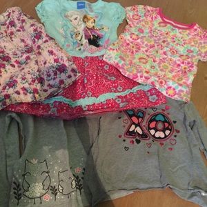 2-3T variety shirts! In very good condition