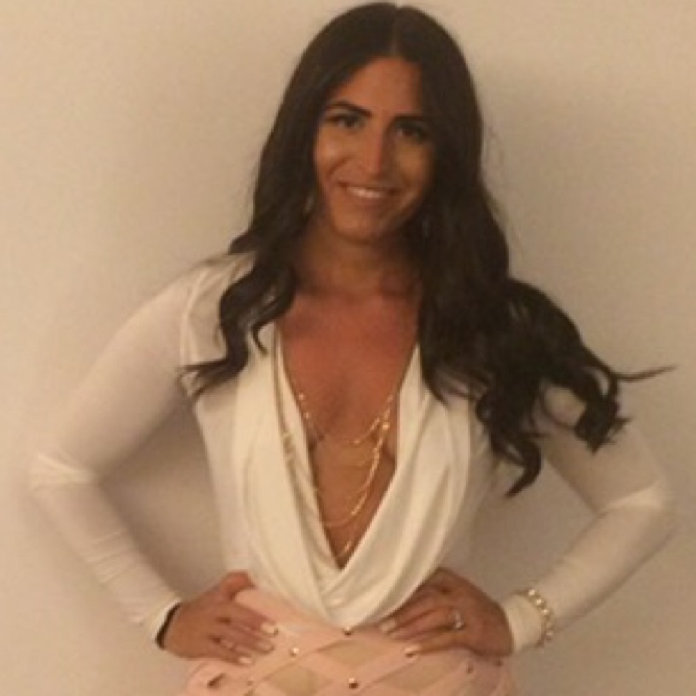 Meet your Posher, Sharone