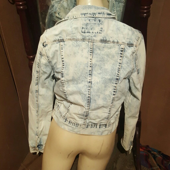 Jean jacket!! - Picture 4 of 5