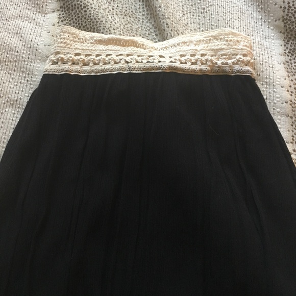 Black Maxi Skirt - S - Picture 2 of 3