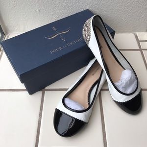 Pour La Victoire. Pearl Flats. Size 9