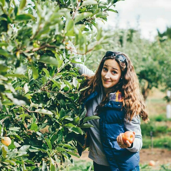 Meet your Posher, Melody - Picture 3 of 4