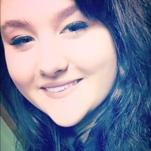 Meet your Posher, Athena