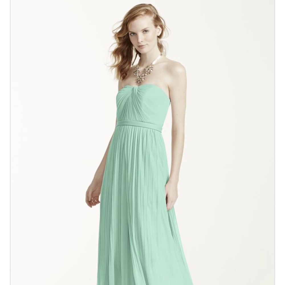 Bridesmaid dress, maxi dress.