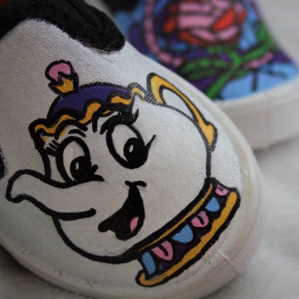 (I TAKE REQUEST) Custom Hand Painted Shoes !!