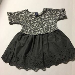 EUC Baby Gap dress 2T. Grey floral & eyelet