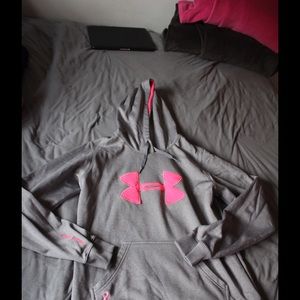 Under Armour Hoodie Size Medium