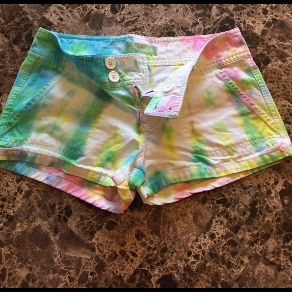 Aeropostale tide dyed shorts in size 1/2.