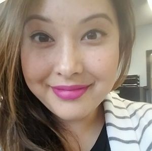 Meet your Posher, Carolyn