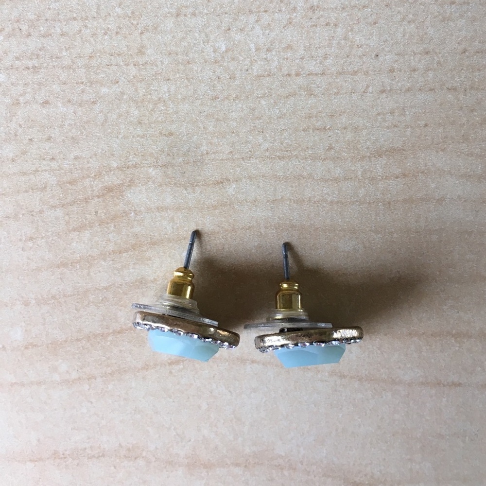  Moving Sale  Mint hexagon earrings - Picture 3 of 5