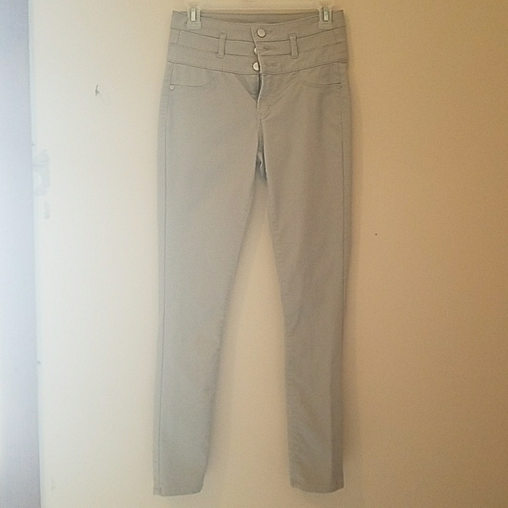 Light gray Refuge skinnies!