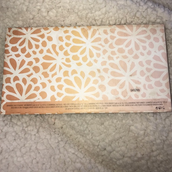 Bare Minerals "hello gorgeous" - Picture 3 of 4