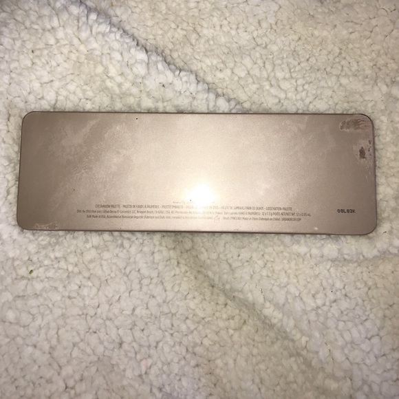 Urban Decay Naked 2 - Picture 3 of 4