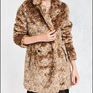 Kimchi Blue Louisa vegan leopard coat