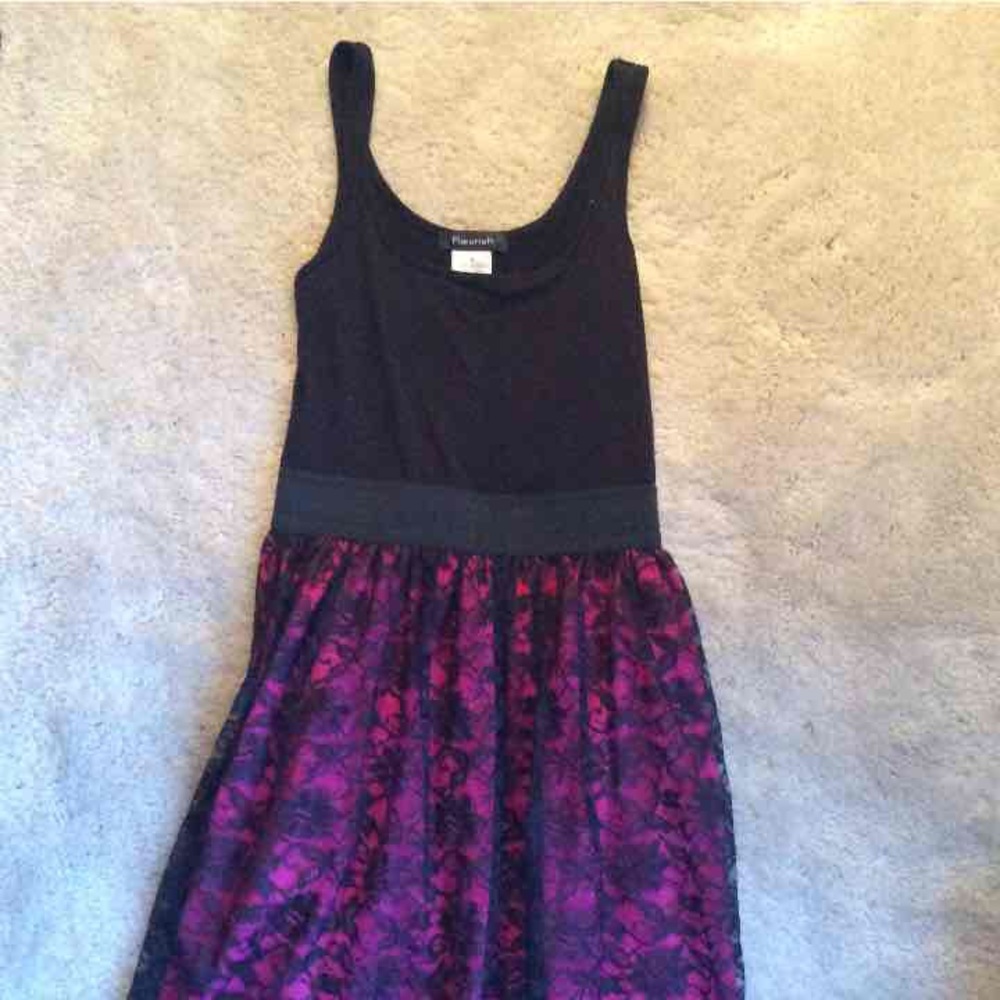 High waisted laced dress BOGO25