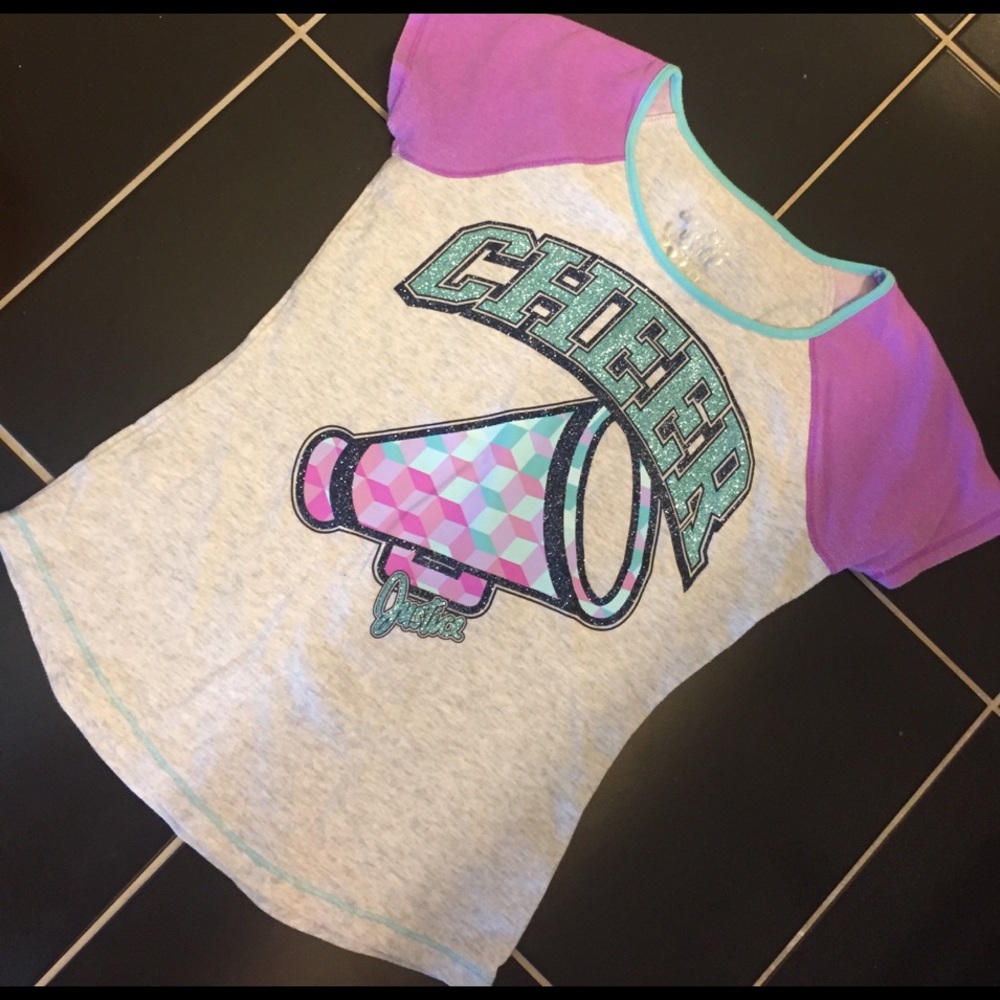 💎🎉The Perfect Cheerleader Shirt🎉💎